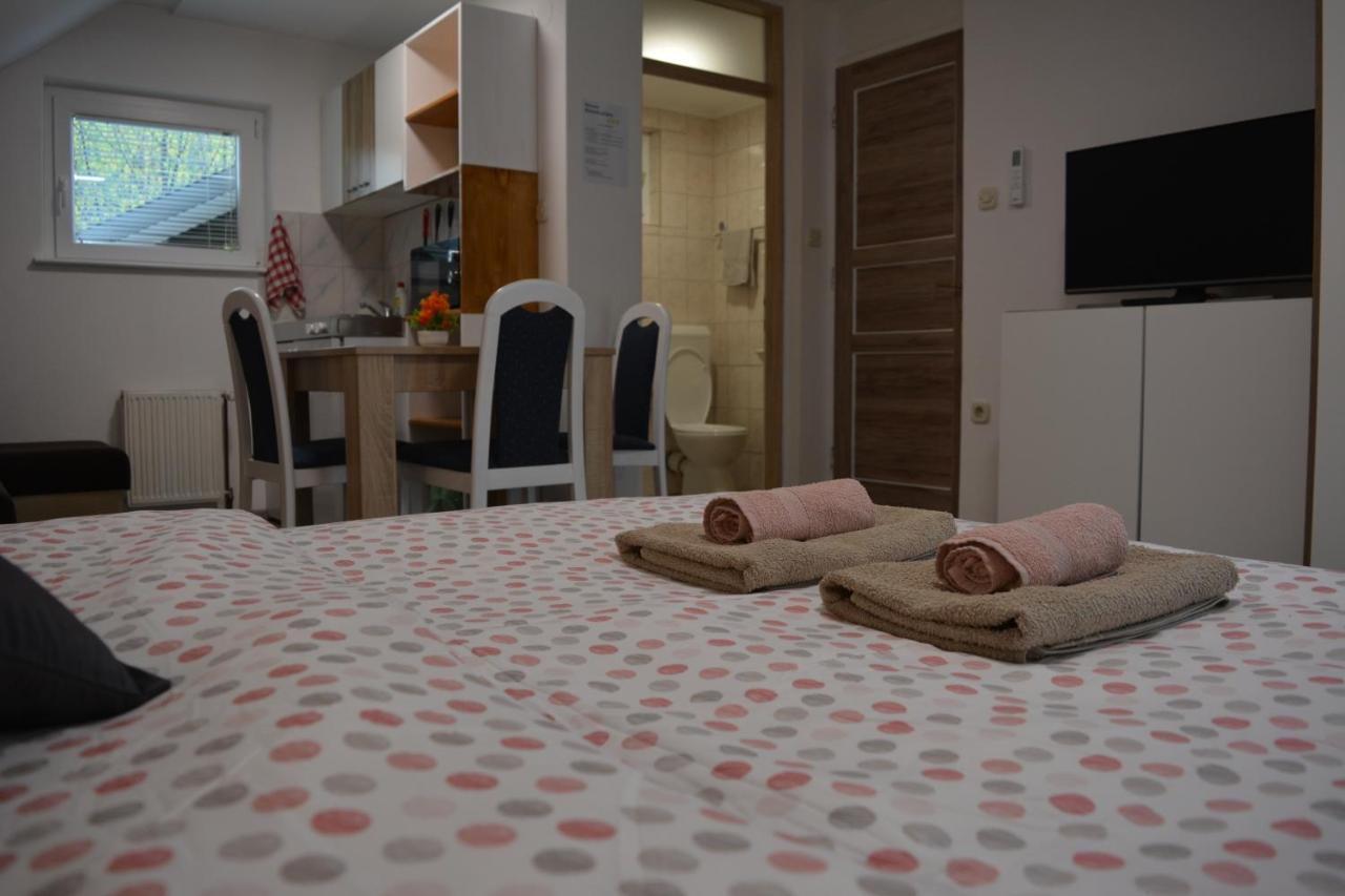 Rooms Lucijana Jezerce Extérieur photo