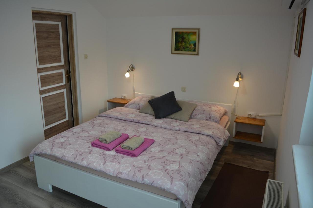 Rooms Lucijana Jezerce Extérieur photo