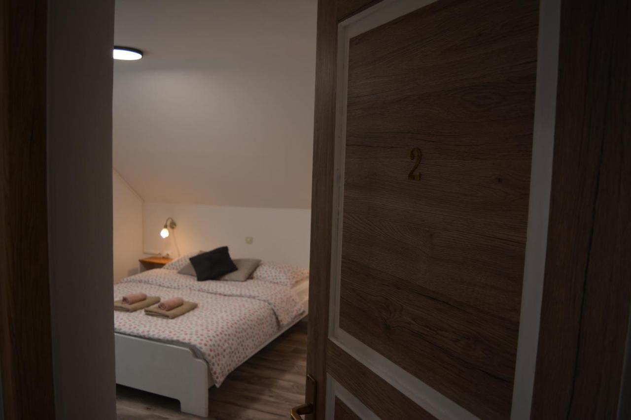 Rooms Lucijana Jezerce Extérieur photo